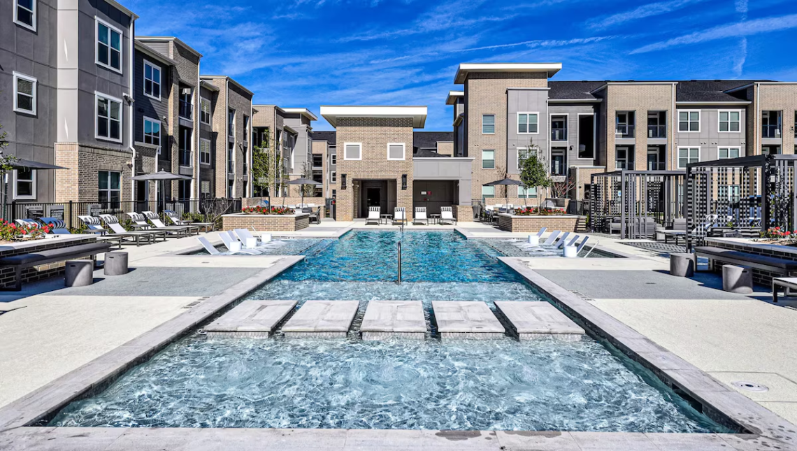 Apartments .com